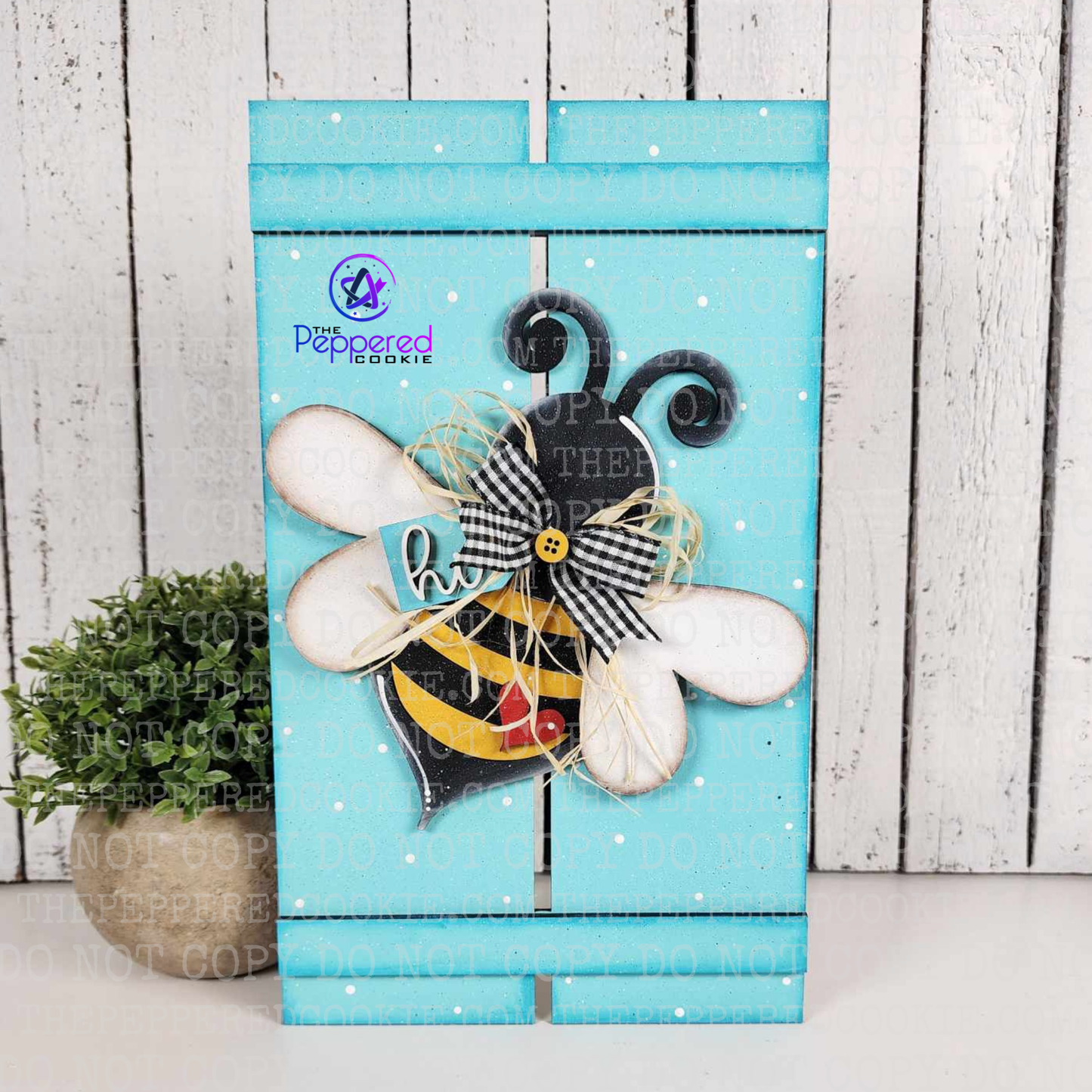 Home Decor - Bee Pallet Leaner UNFINISHED